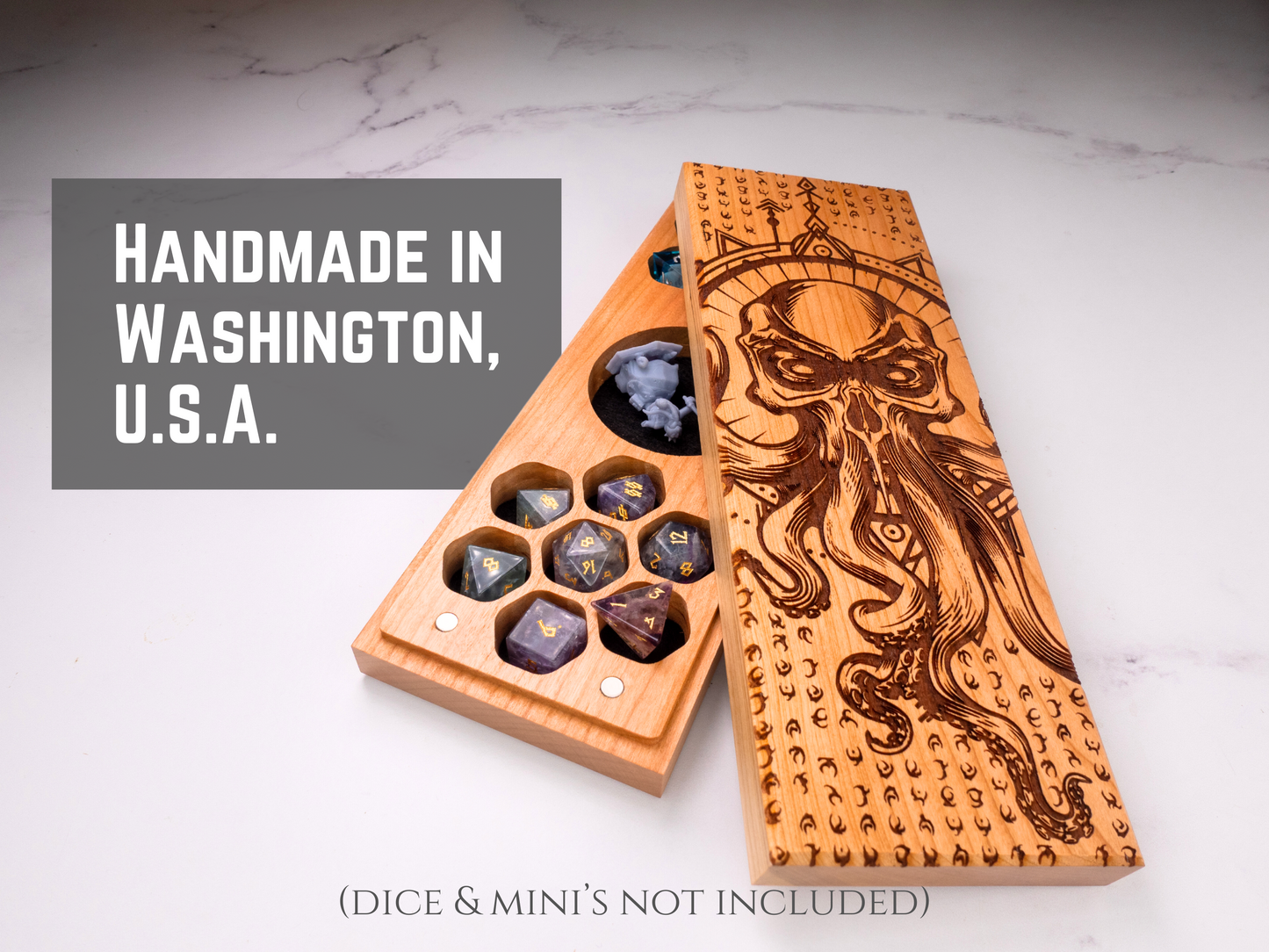 Cthulhu Rising | Engraved Dual Hex Dice Vault